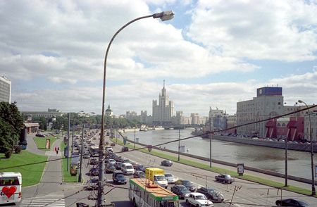 コテーリニチェスカヤ河岸通りの高層アパート
